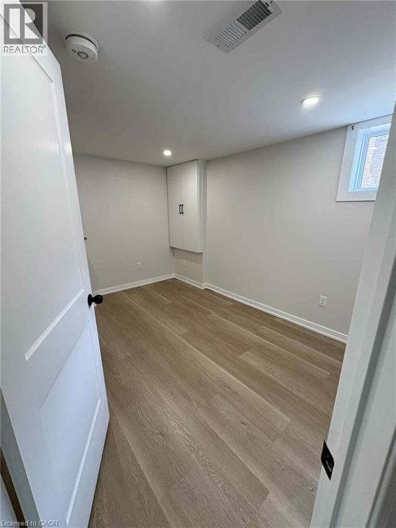 28 Victor Boulevard Unit# Lower, Hamilton, Ontario  L9A 2V4 - Photo 14 - 40784738