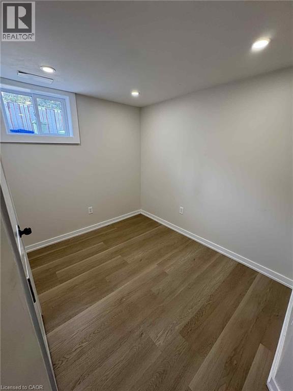 28 Victor Boulevard Unit# Lower, Hamilton, Ontario  L9A 2V4 - Photo 27 - 40784738