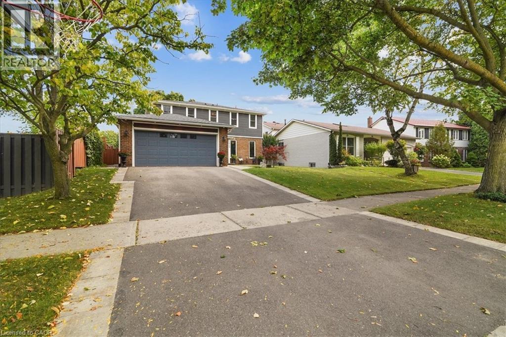 1923 Steepbank Crescent, Mississauga, Ontario  L4X 1T9 - Photo 3 - 40784721