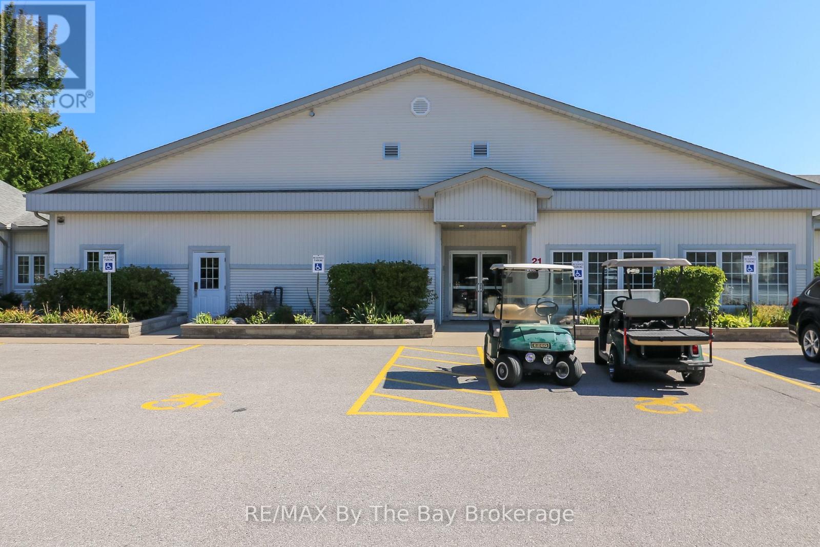 31 New York Avenue, Wasaga Beach, Ontario  L9Z 3A8 - Photo 41 - S12496168