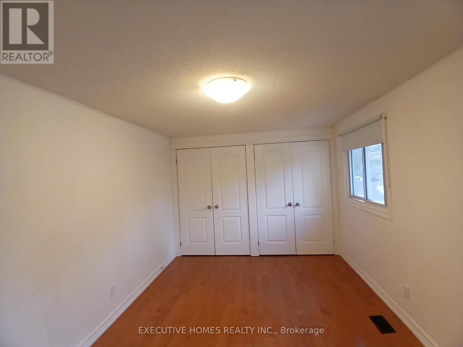 3232 Ulman Road, Oakville, Ontario  L6L 5T1 - Photo 17 - W12496054