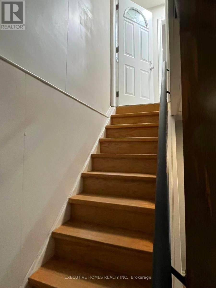 3232 Ulman Road, Oakville, Ontario  L6L 5T1 - Photo 25 - W12496054