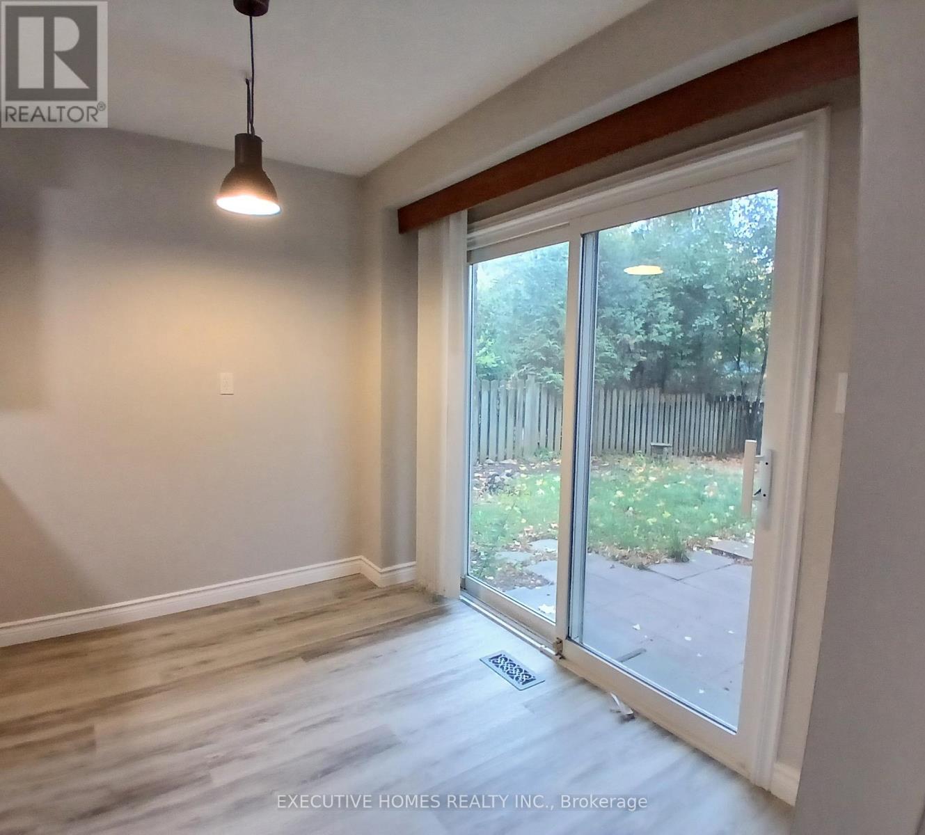 3232 Ulman Road, Oakville, Ontario  L6L 5T1 - Photo 6 - W12496054