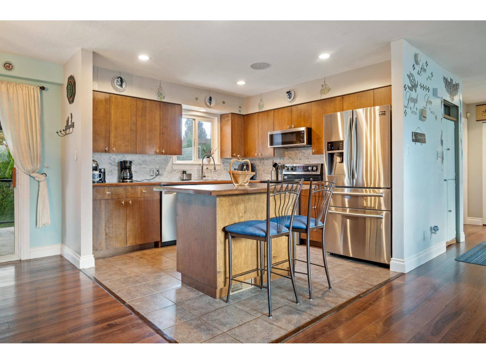 45305 Paisley Avenue, Chilliwack Proper West, Chilliwack, British Columbia  V2P 7B4 - Photo 6 - R3062451