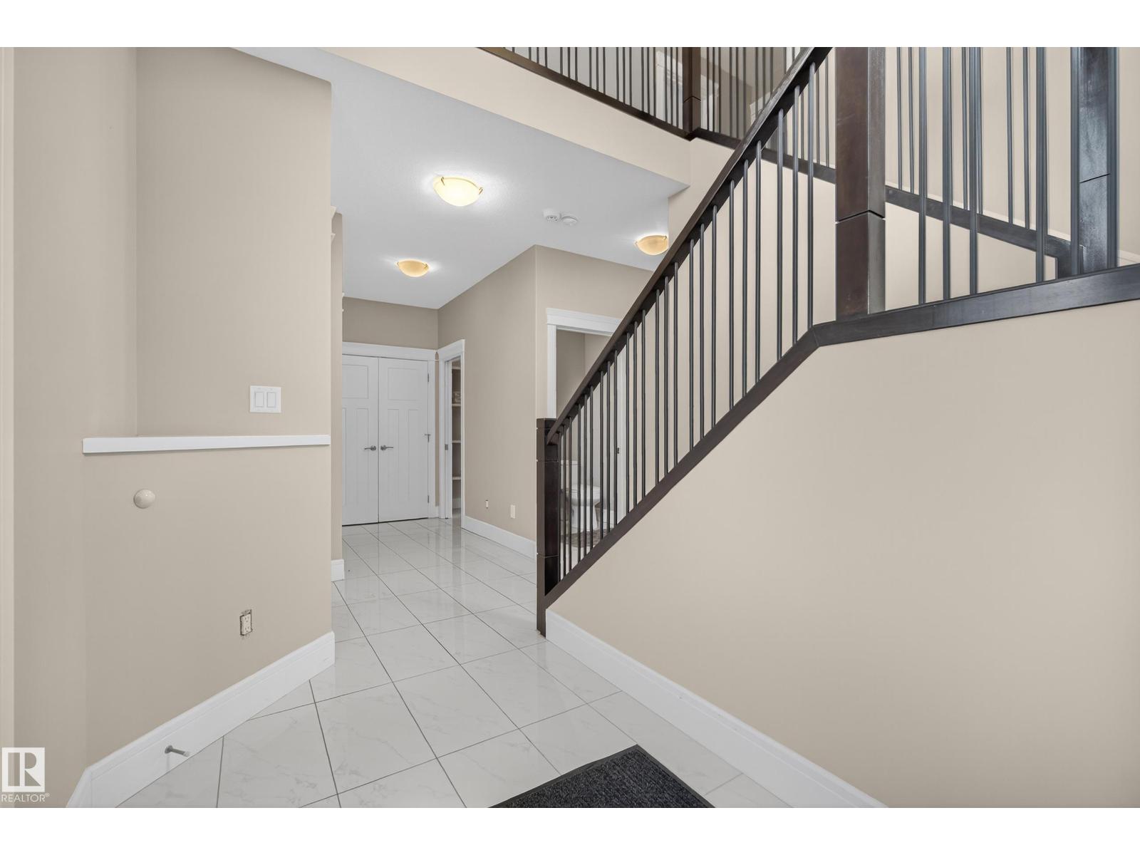 3642 Claxton Pl Sw, Edmonton, Alberta  T6W 2K8 - Photo 3 - E4464006