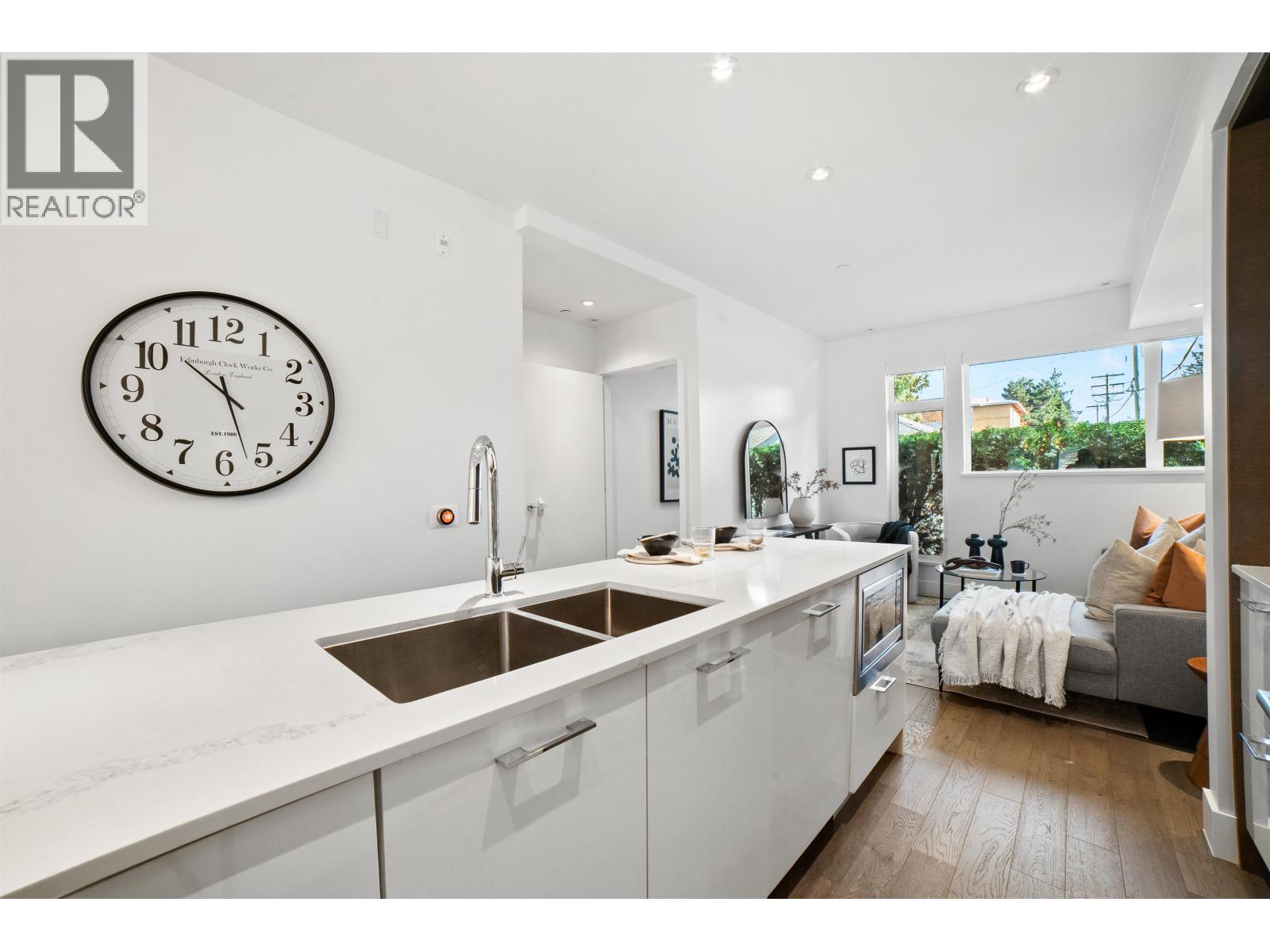 7458 Granville Street, Vancouver, British Columbia  V6P 0G1 - Photo 12 - R3063307