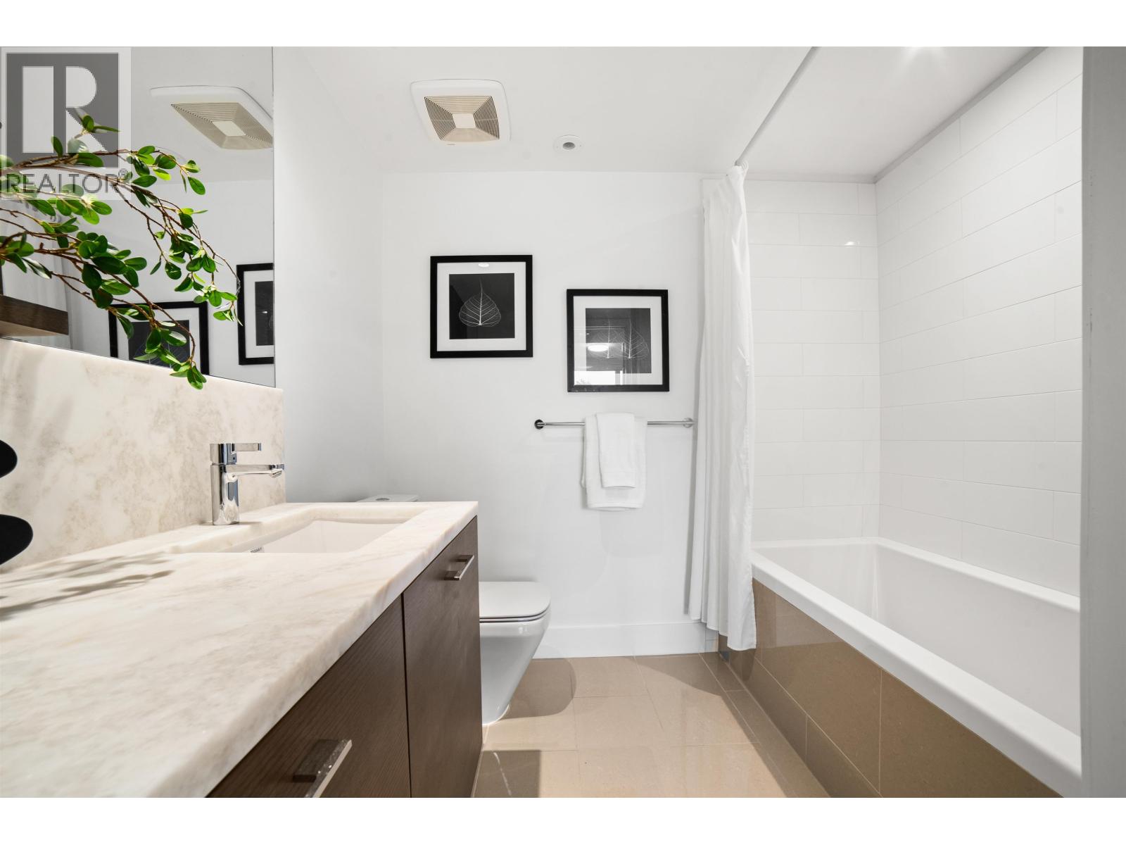 7458 Granville Street, Vancouver, British Columbia  V6P 0G1 - Photo 19 - R3063307