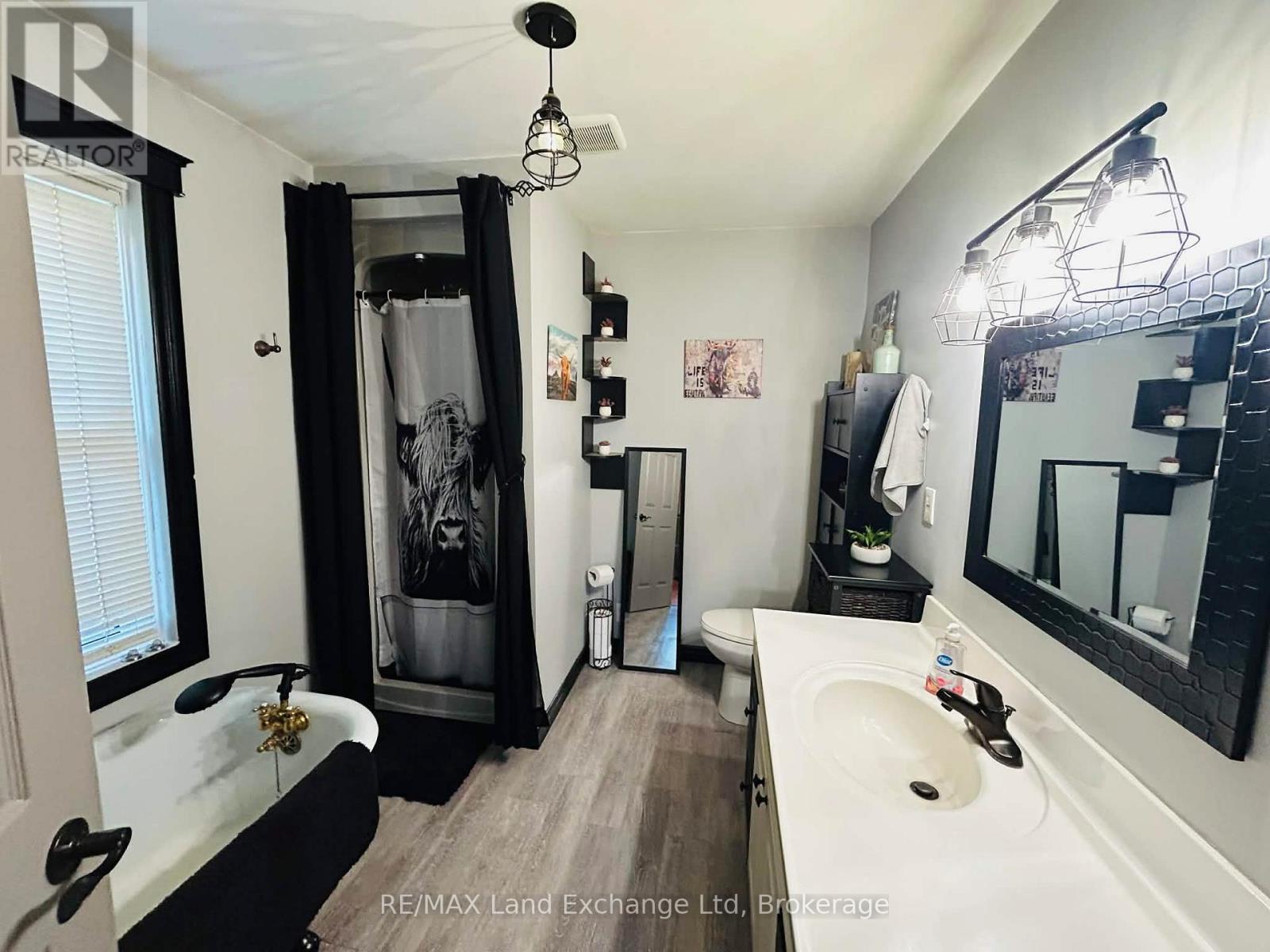 130 Henry Street, Minto, Ontario  N0G 2P0 - Photo 11 - X12496126