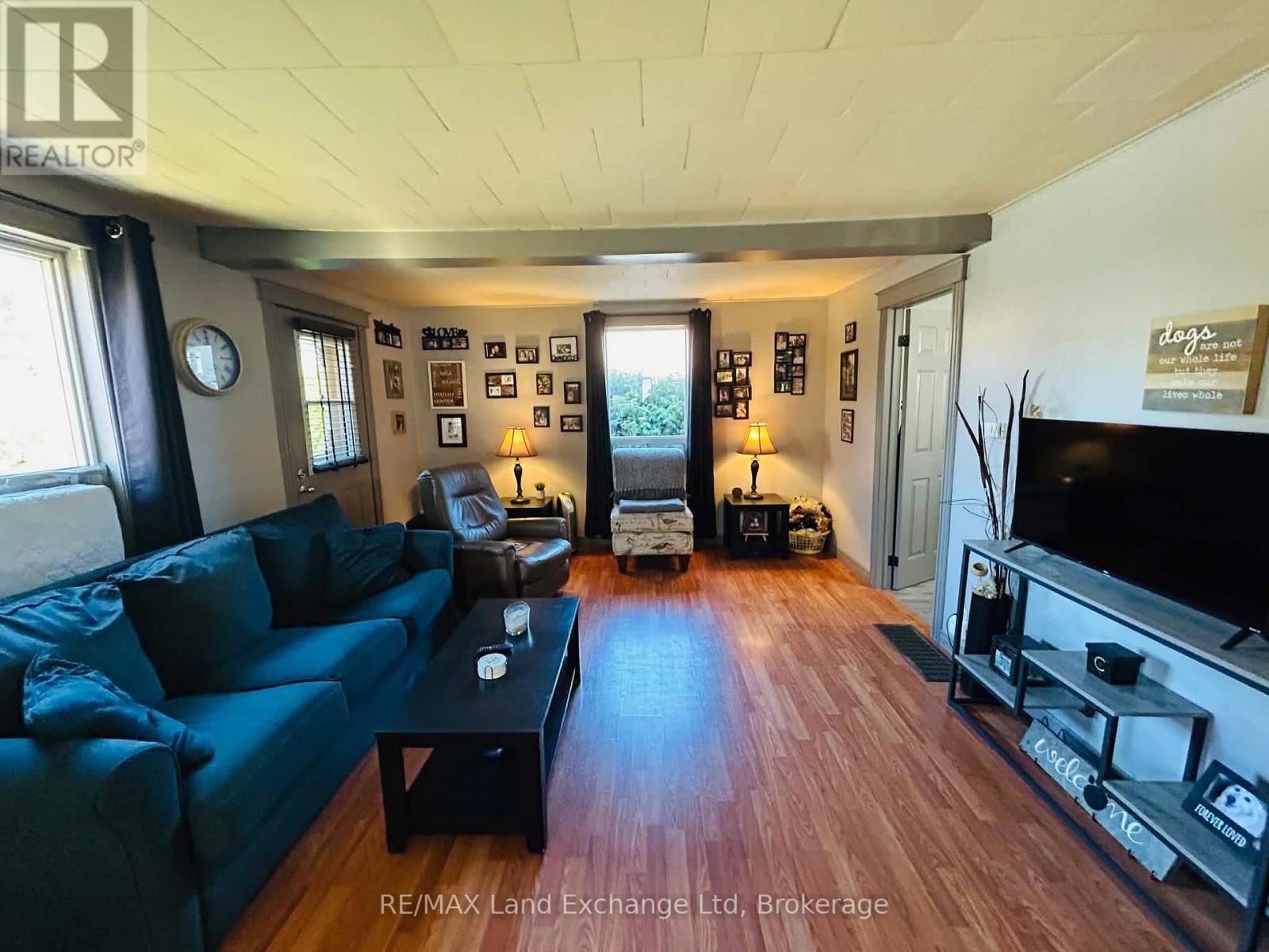 130 Henry Street, Minto, Ontario  N0G 2P0 - Photo 3 - X12496126