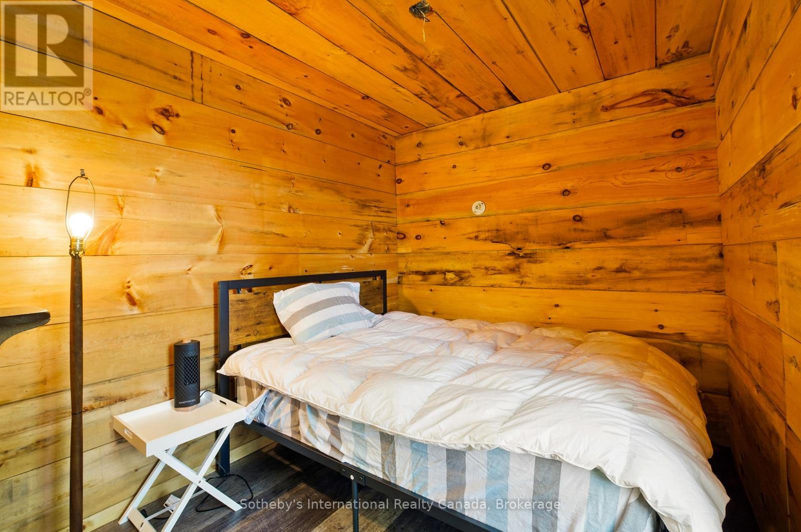 6394 Go Home Lake Shore, Georgian Bay (Gibson), Ontario  L0K 1S0 - Photo 29 - X12496144