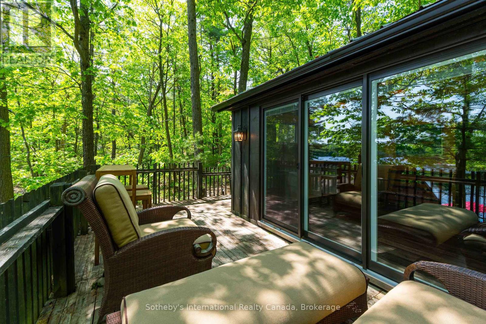 6394 Go Home Lake Shore, Georgian Bay (Gibson), Ontario  L0K 1S0 - Photo 32 - X12496144