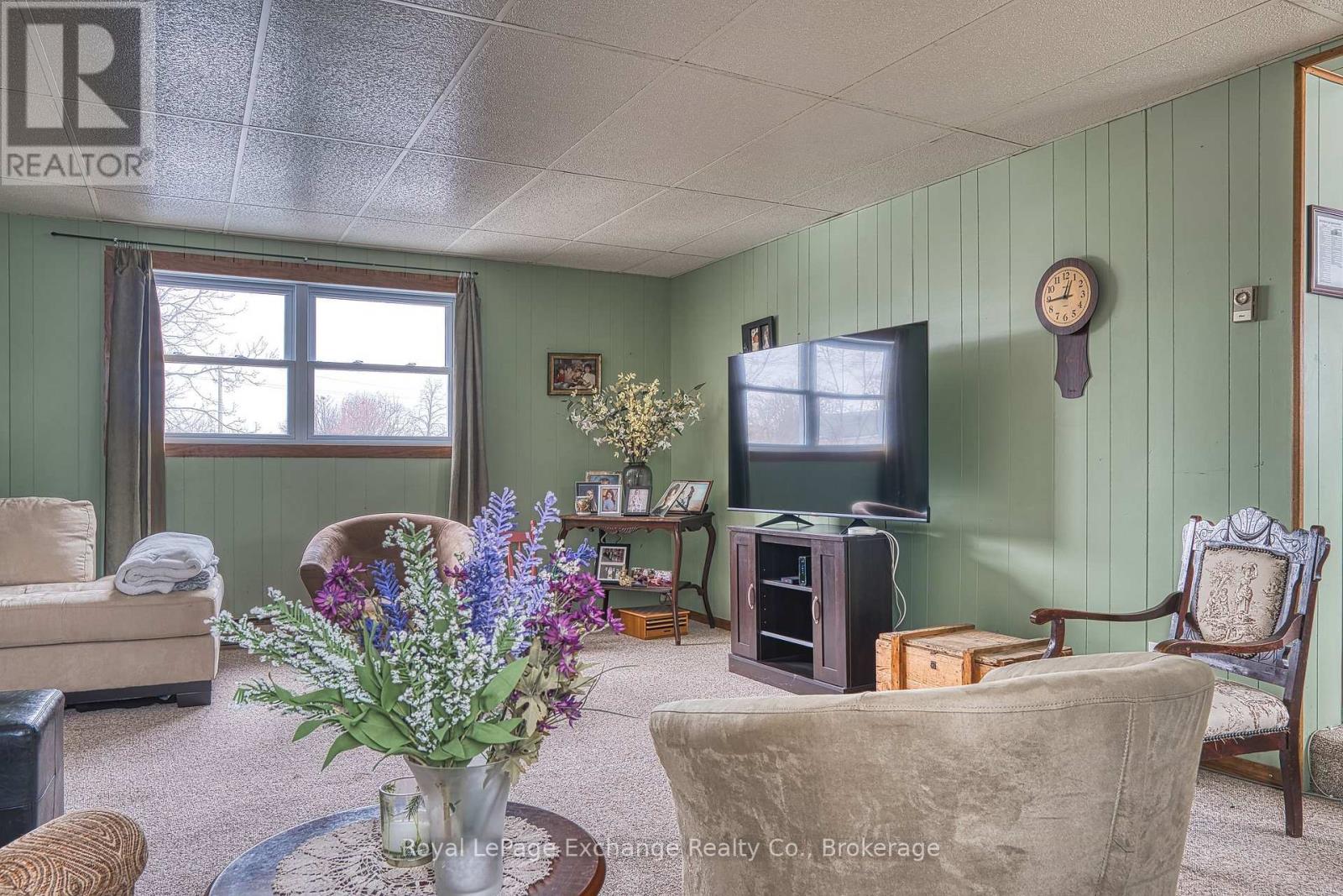 77 Montreal Street, Goderich, Ontario  N7A 2G5 - Photo 39 - X12496154