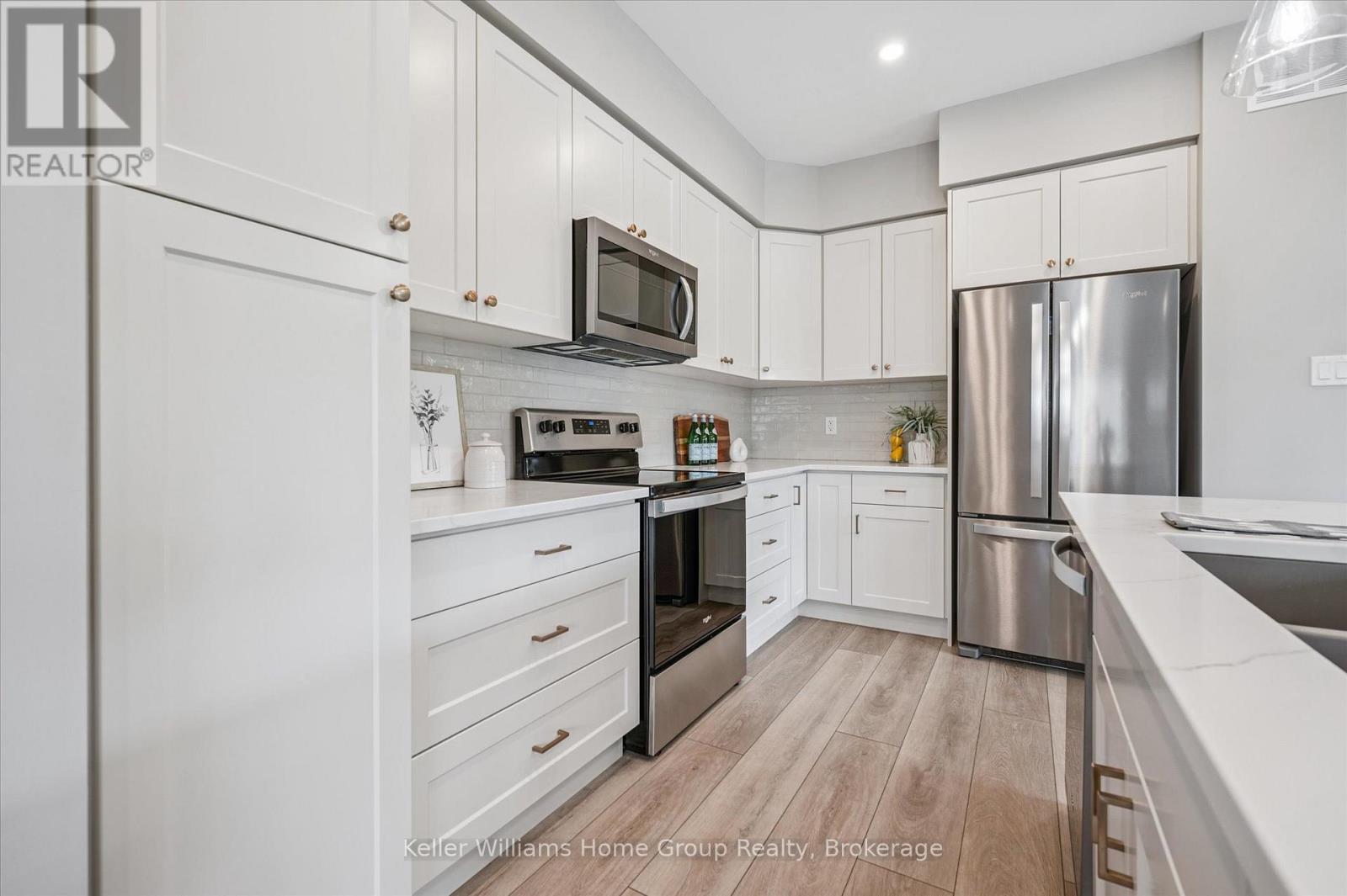 59 Hedley Lane, Centre Wellington, Ontario  N0B 1S0 - Photo 8 - X12496226