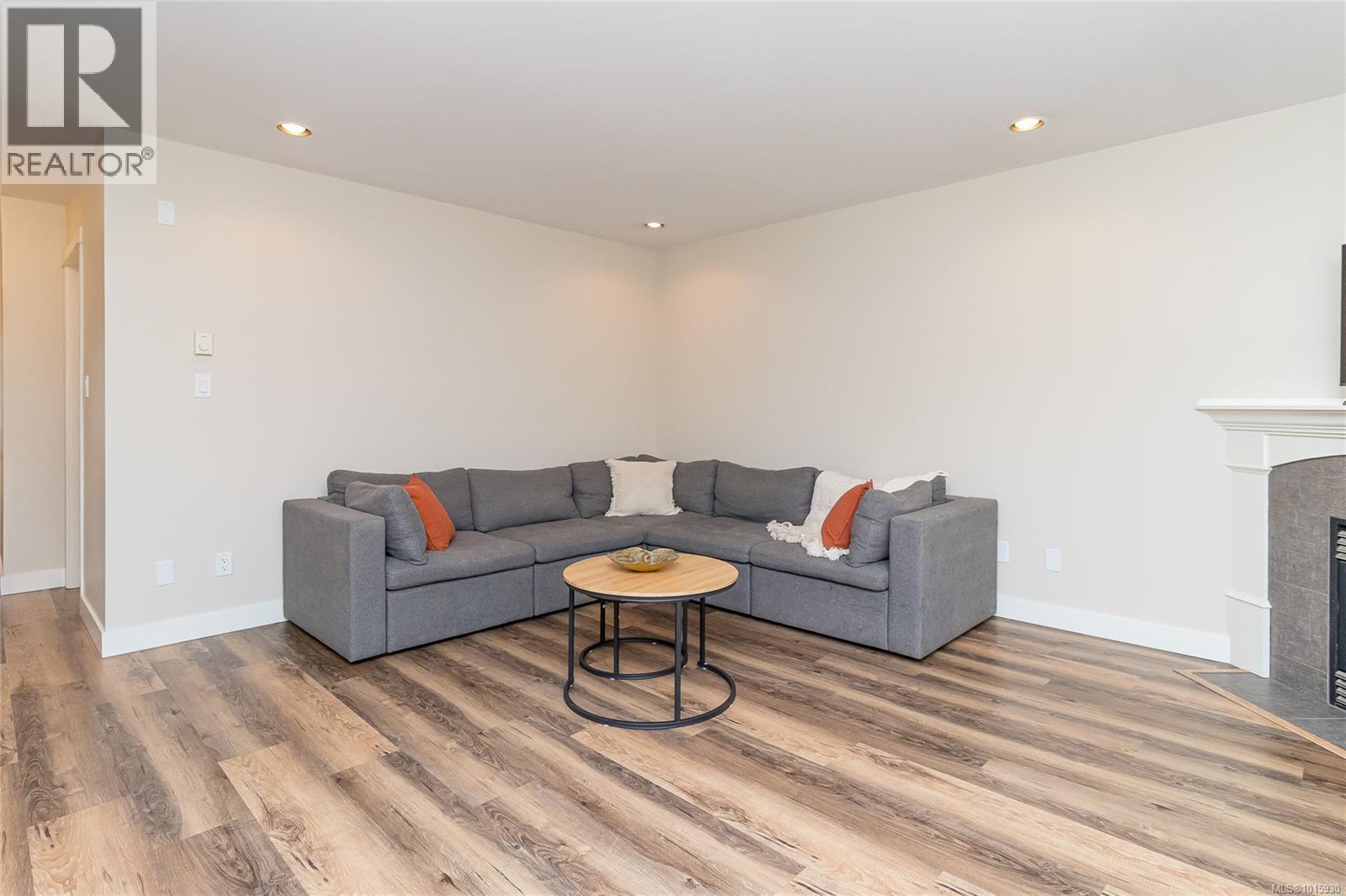 5996 Rockridge Rd, Duncan, British Columbia  V9L 6X3 - Photo 8 - 1015930