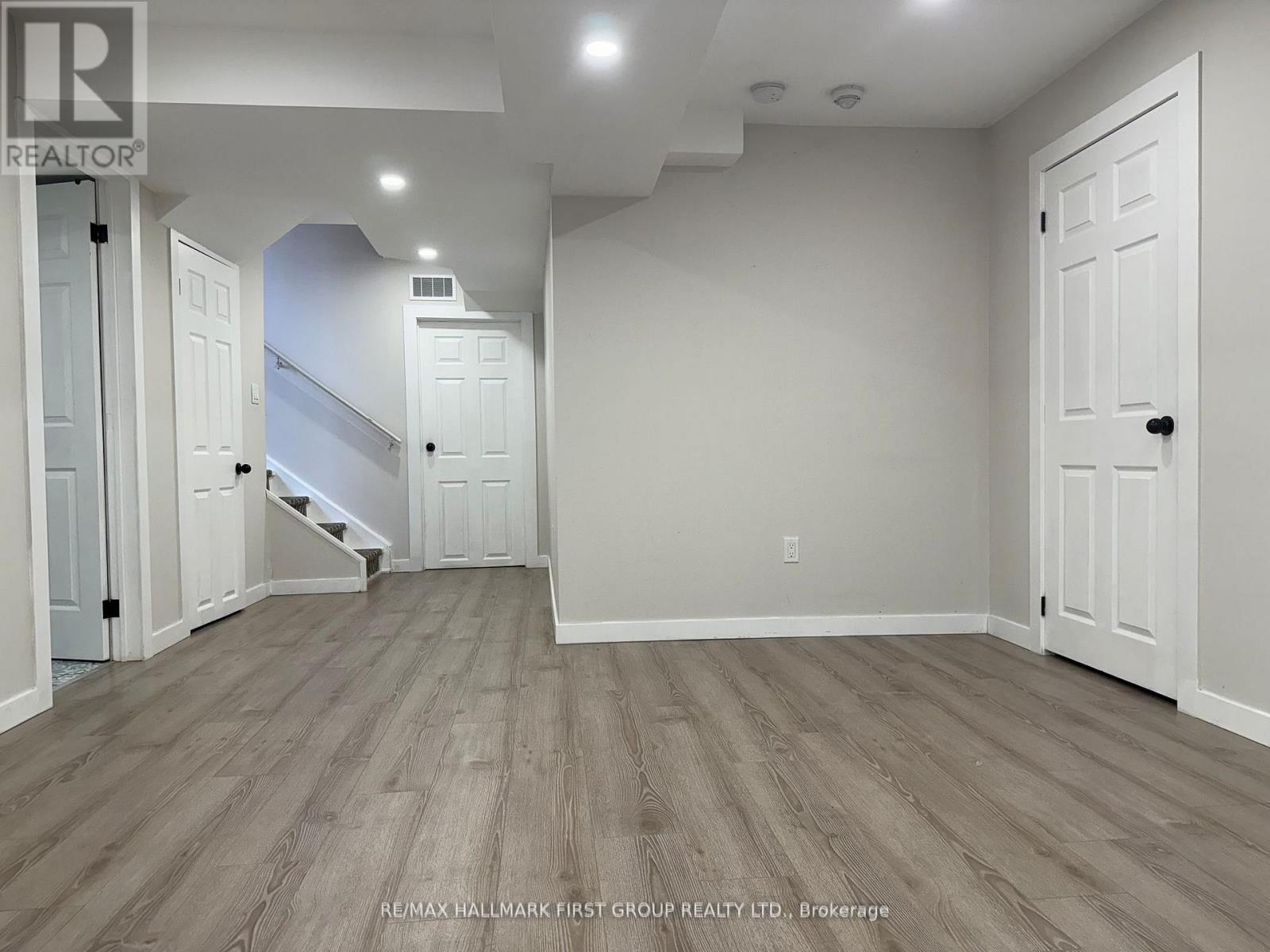 12 Crombie Street, Clarington (Bowmanville), Ontario  L1C 4A1 - Photo 4 - E12495450