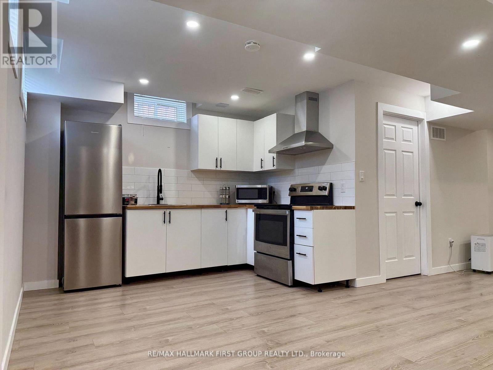 12 Crombie Street, Clarington (Bowmanville), Ontario  L1C 4A1 - Photo 8 - E12495450