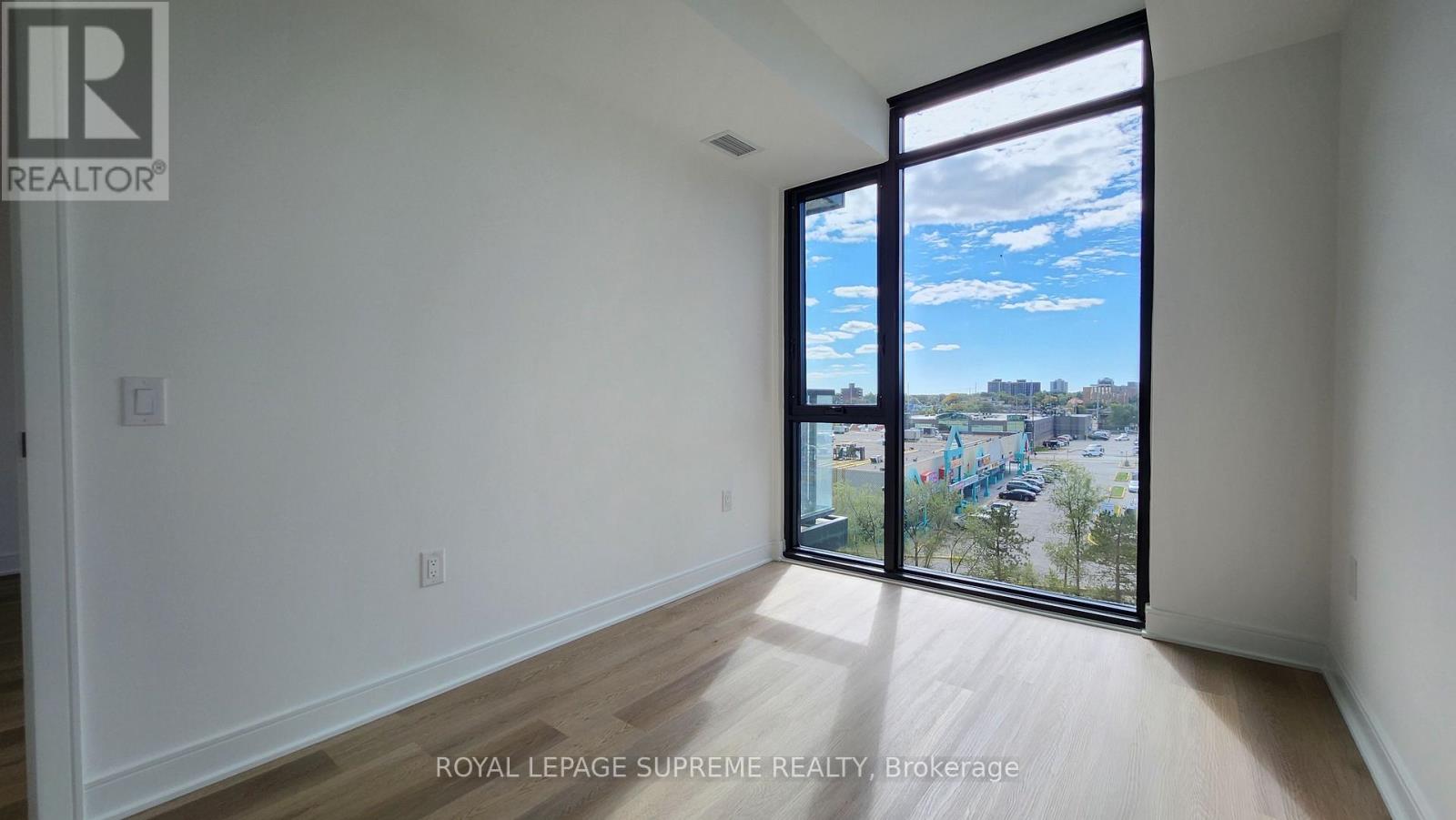 424 - 86 Dundas Street E, Mississauga, Ontario  L5A 0B1 - Photo 11 - W12486244