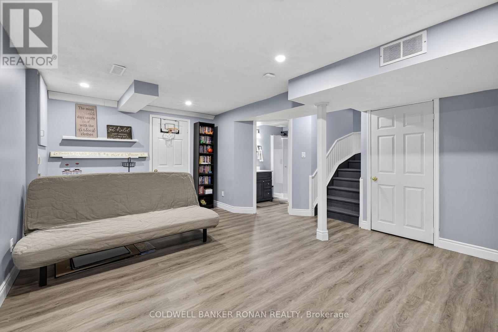 82 Oak Street, New Tecumseth, Ontario  L9R 1P3 - Photo 33 - N12495182