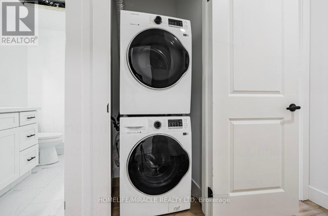 3 - 67 Oakmount Road, Toronto, Ontario  M6P 2M3 - Photo 15 - W12491444