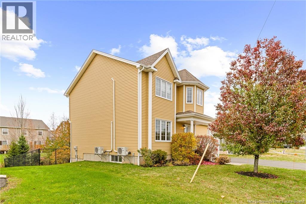 112 Larochelle Street, Dieppe, New Brunswick  E1A 8Y5 - Photo 2 - NB128381