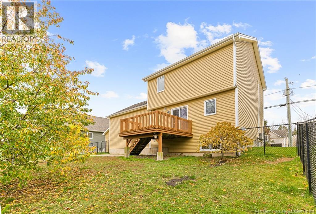 112 Larochelle Street, Dieppe, New Brunswick  E1A 8Y5 - Photo 36 - NB128381