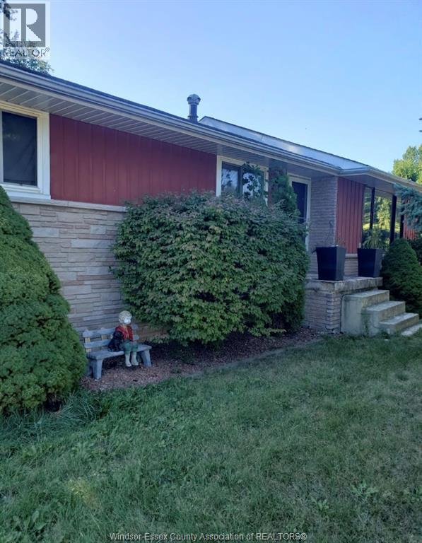 2063 St. Anne, Tecumseh, Ontario  N8N 1V8 - Photo 3 - 25027674