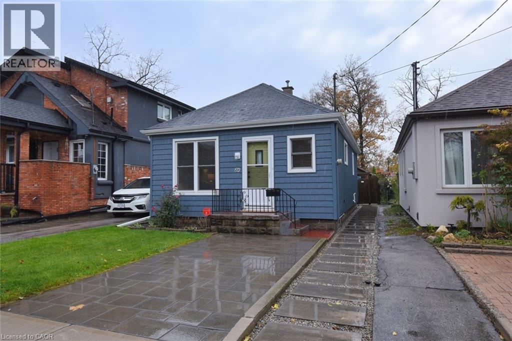 206 East 8th Street, Hamilton, Ontario  L9A 3L8 - Photo 1 - 40784229