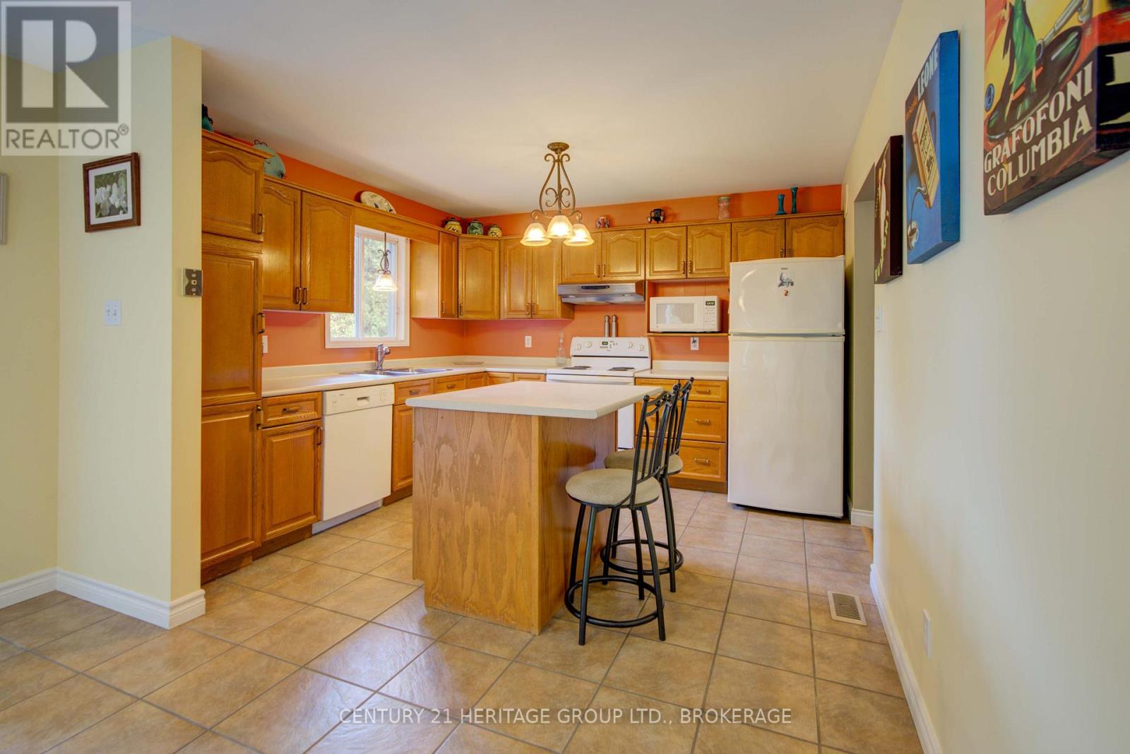 1467 Slab Street, Centre Hastings, Ontario  K0K 3E0 - Photo 18 - X12478871