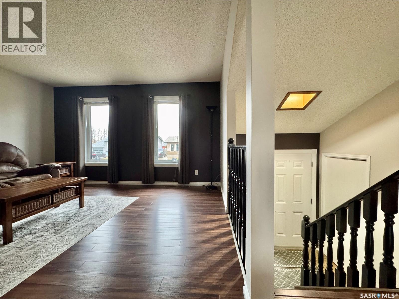 35 Blackwell Crescent, Yorkton, Saskatchewan  S3N 3Y2 - Photo 5 - SK022102