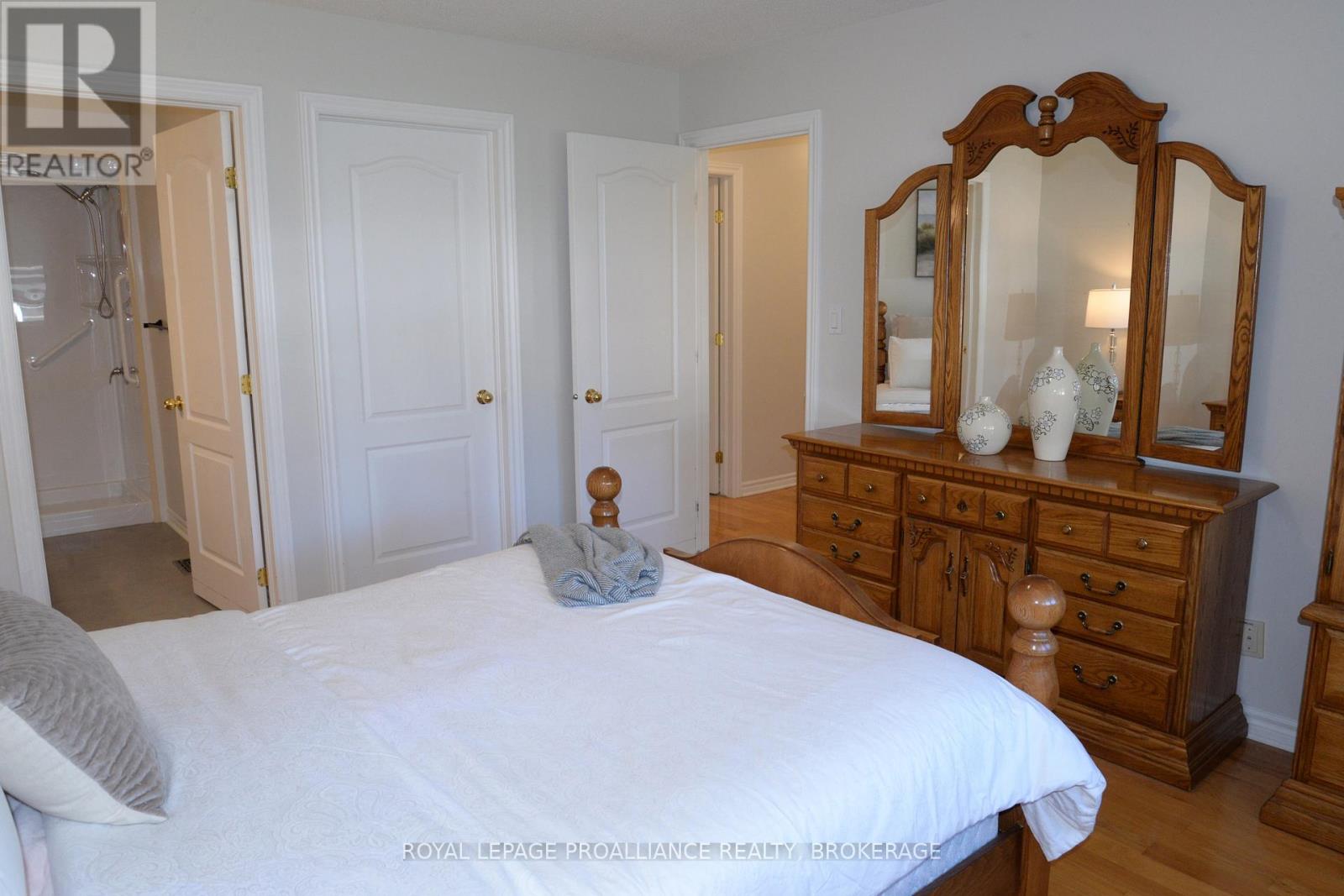 166 Ellesmeer Avenue, Kingston, Ontario  K7P 3H6 - Photo 21 - X12496254