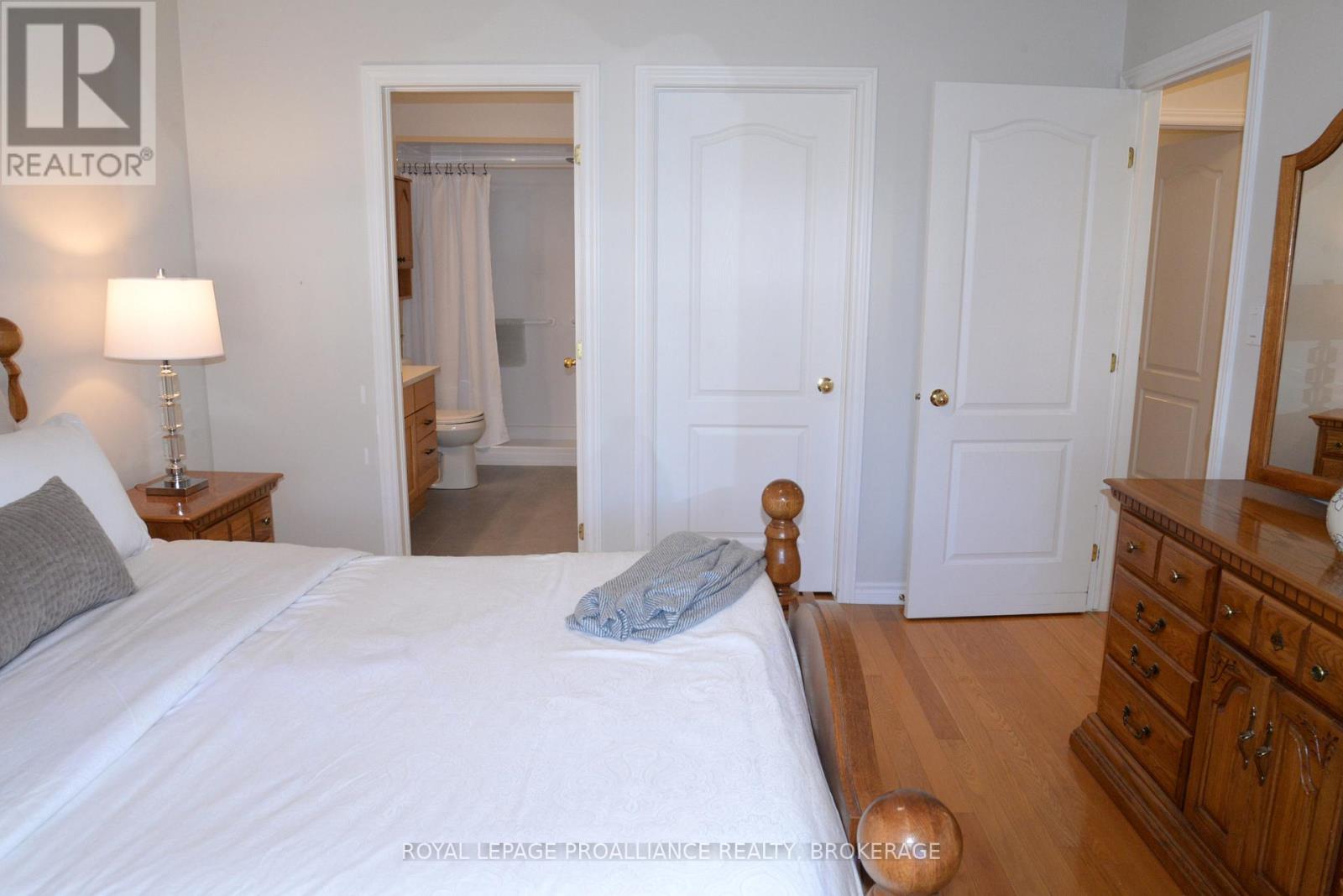 166 Ellesmeer Avenue, Kingston, Ontario  K7P 3H6 - Photo 22 - X12496254