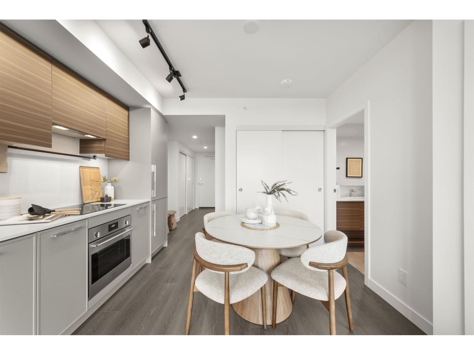 1701 13745 George Junction, Surrey, British Columbia  V3T 4Y3 - Photo 9 - R3043464