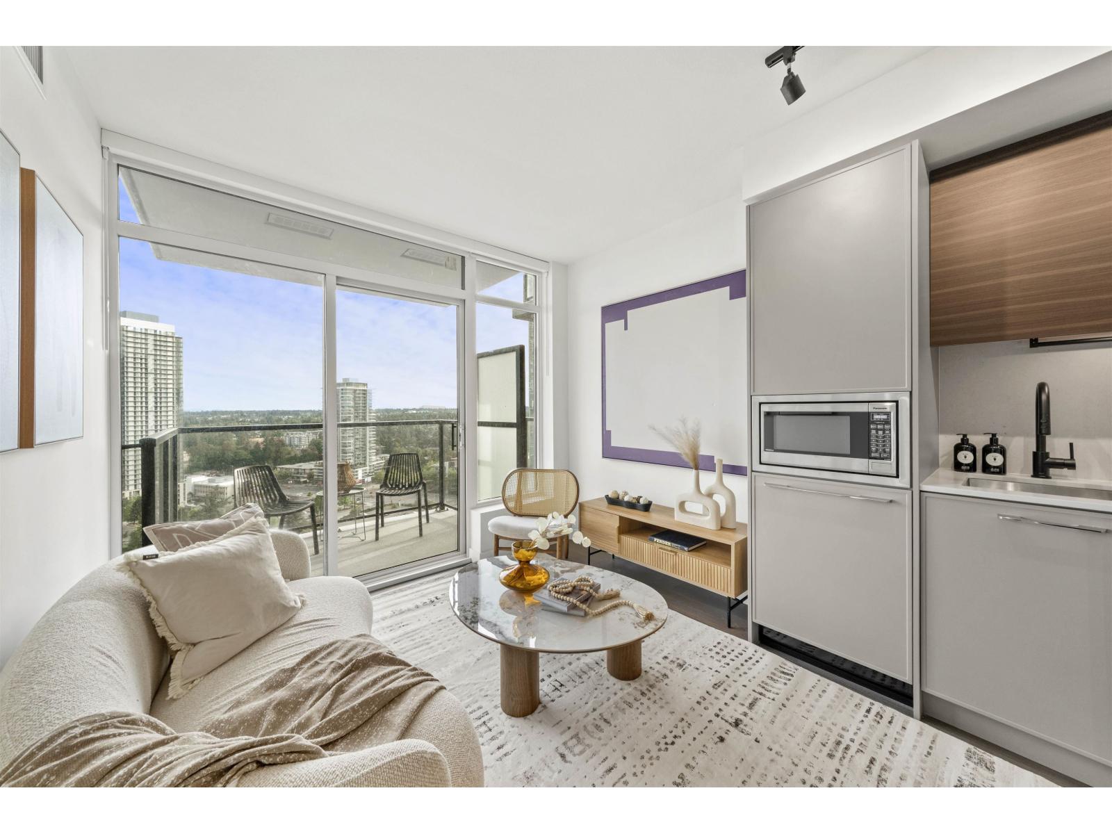 1701 13745 George Junction, Surrey, British Columbia  V3T 4Y3 - Photo 5 - R3043464