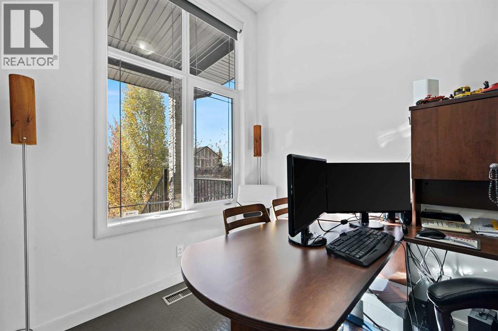 129 Springbluff Boulevard Sw, Calgary, Alberta  T3H 0N3 - Photo 17 - A2265921