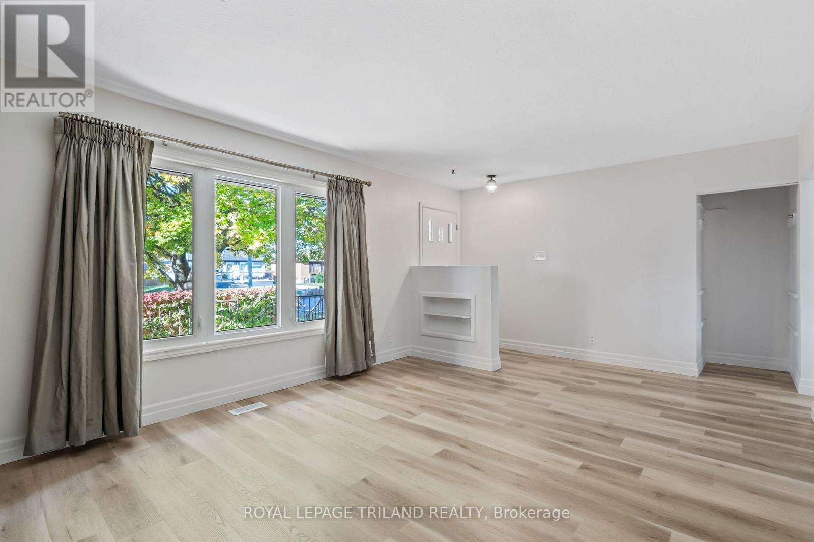 178 Kirkland Crescent, London East (East H), Ontario  N5W 5C1 - Photo 11 - X12496394