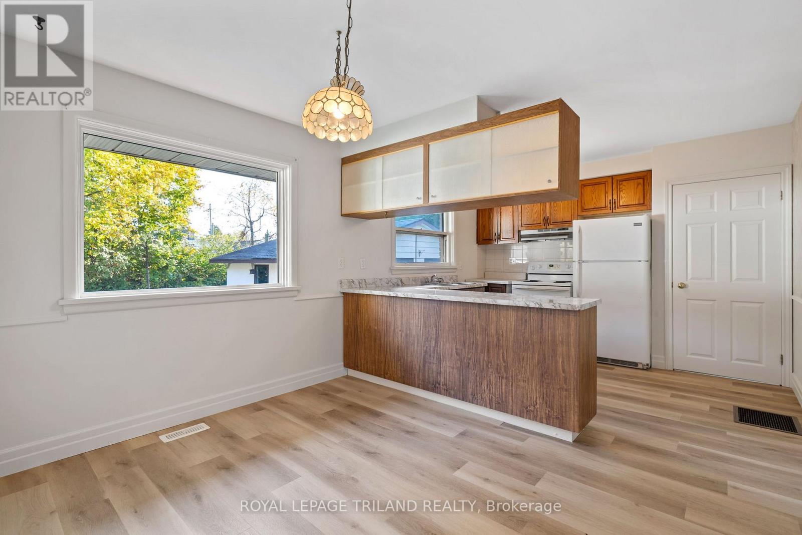 178 Kirkland Crescent, London East (East H), Ontario  N5W 5C1 - Photo 13 - X12496394