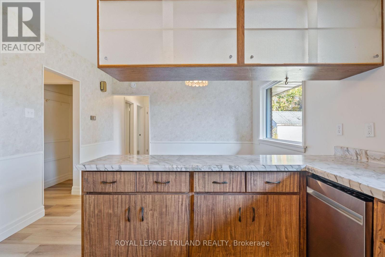 178 Kirkland Crescent, London East (East H), Ontario  N5W 5C1 - Photo 21 - X12496394