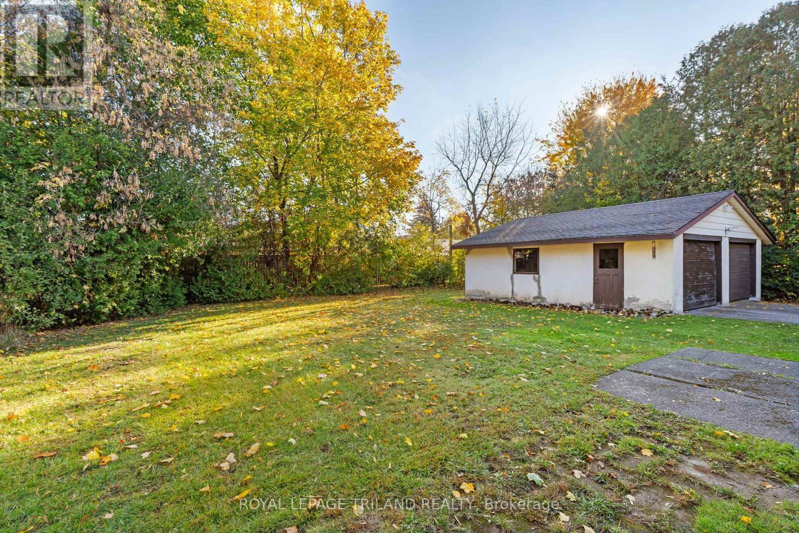 178 Kirkland Crescent, London East (East H), Ontario  N5W 5C1 - Photo 44 - X12496394