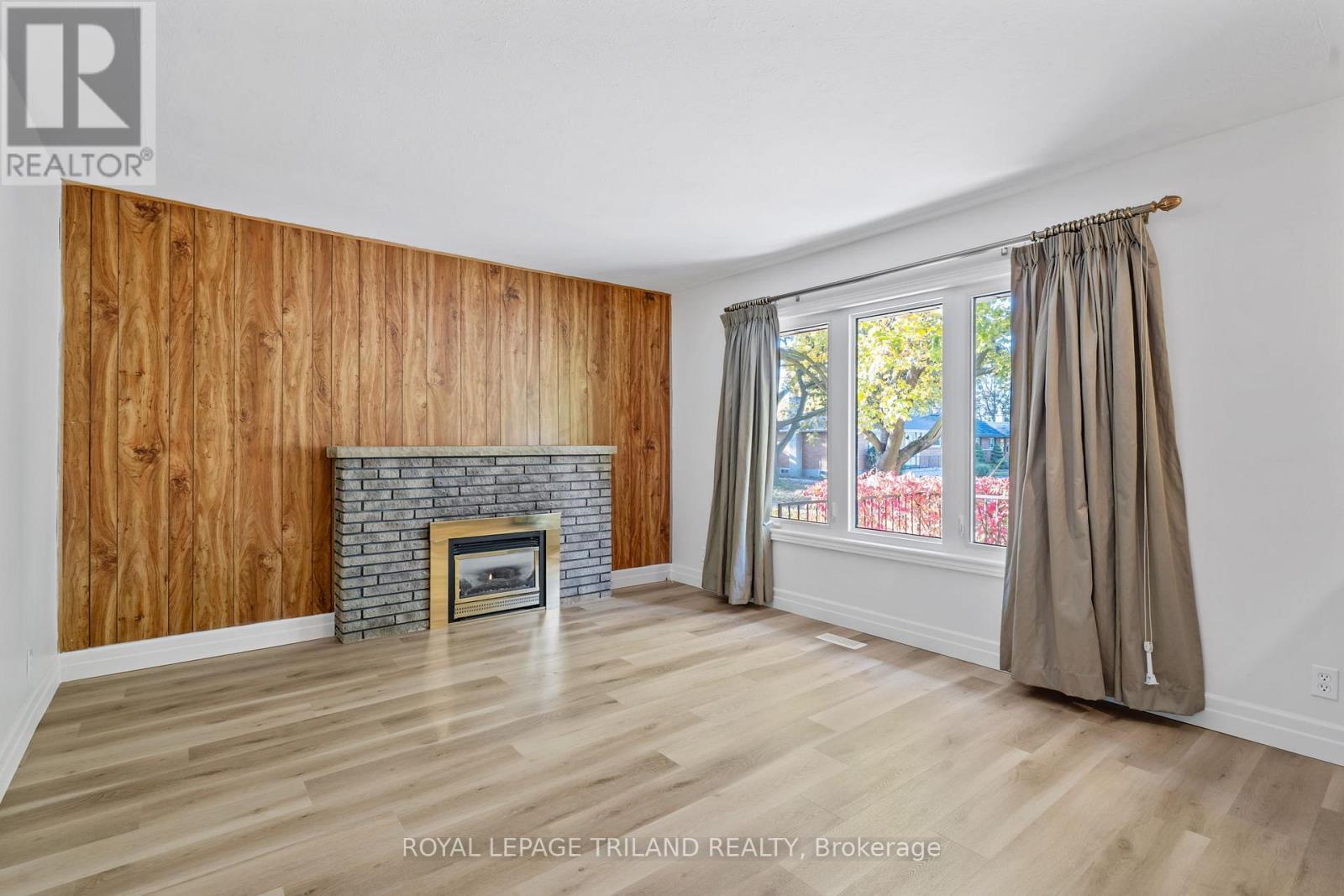 178 Kirkland Crescent, London East (East H), Ontario  N5W 5C1 - Photo 6 - X12496394