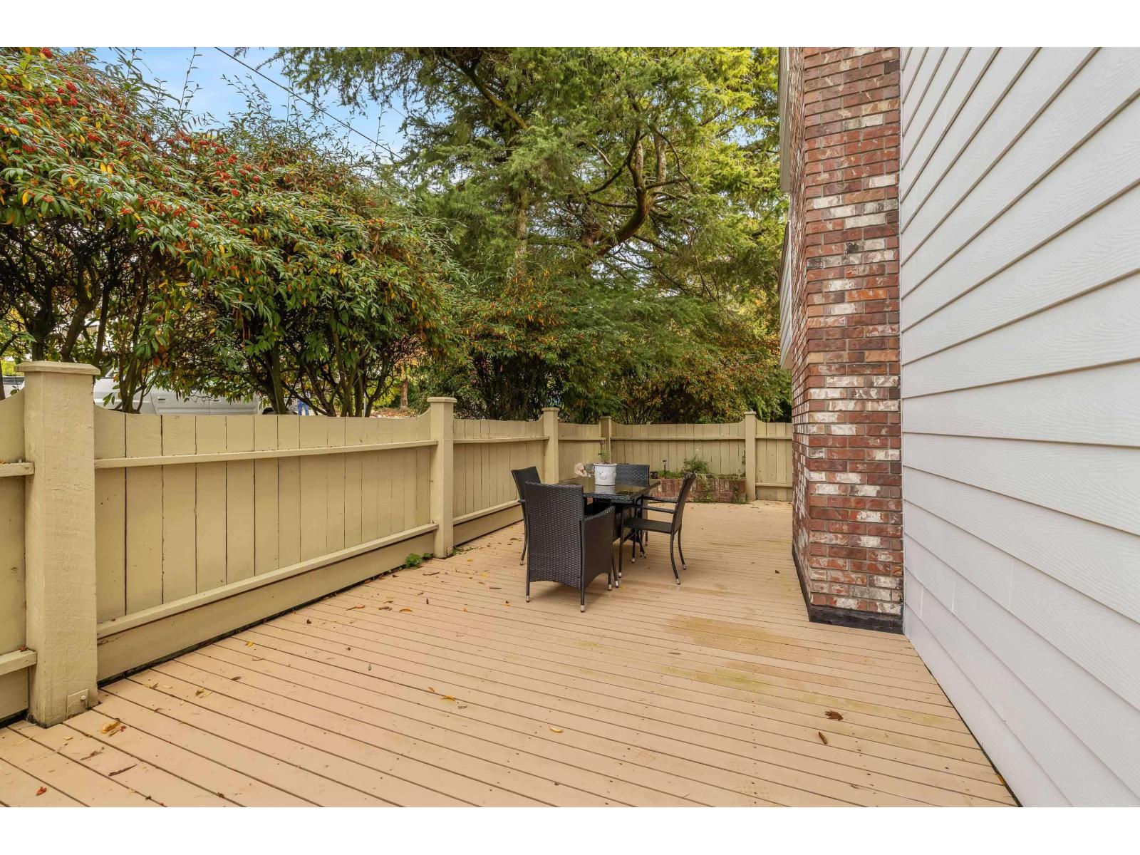 206 15010 Roper Avenue, White Rock, British Columbia  V4B 5A9 - Photo 24 - R3062414