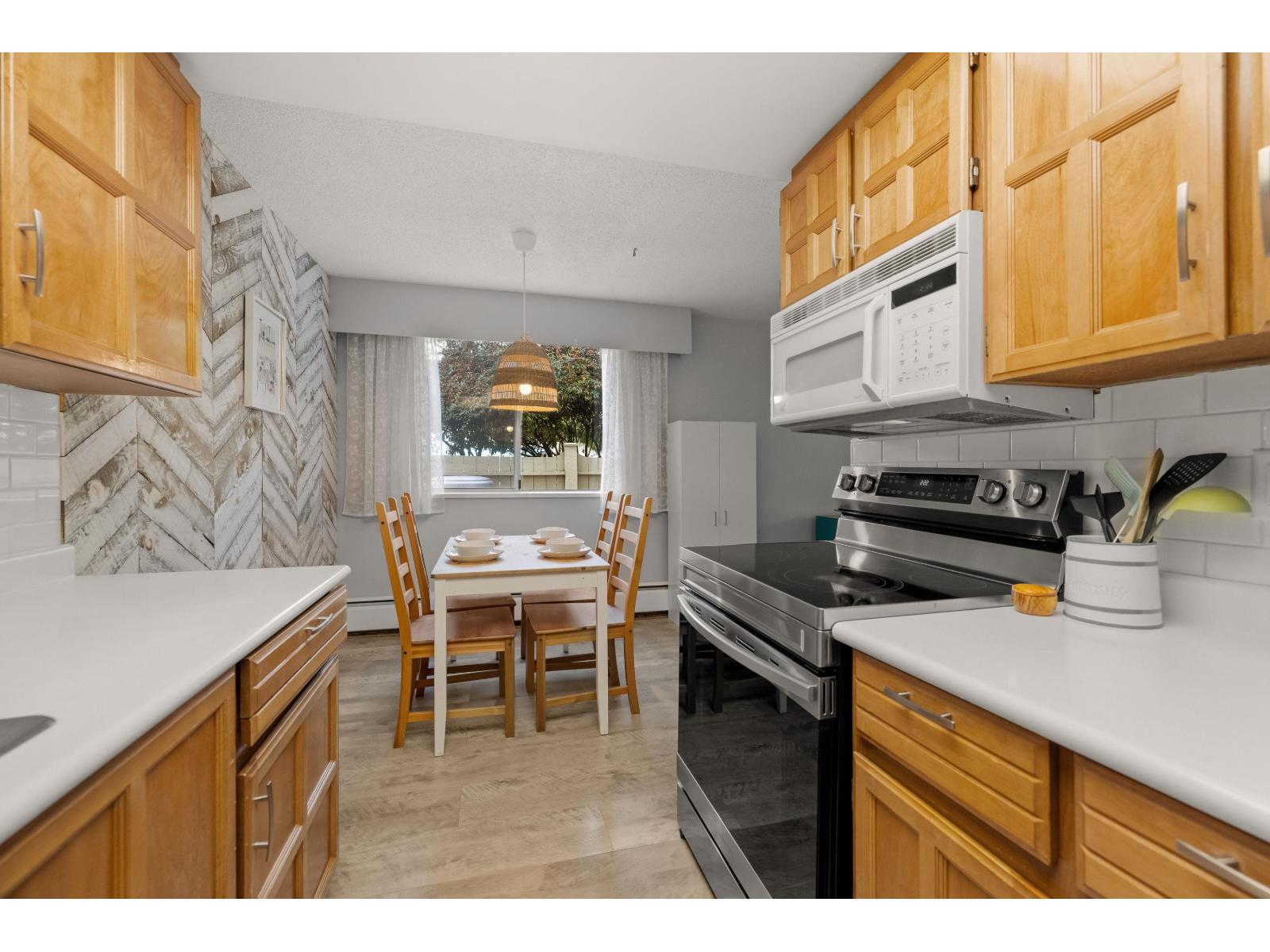 206 15010 Roper Avenue, White Rock, British Columbia  V4B 5A9 - Photo 12 - R3062414