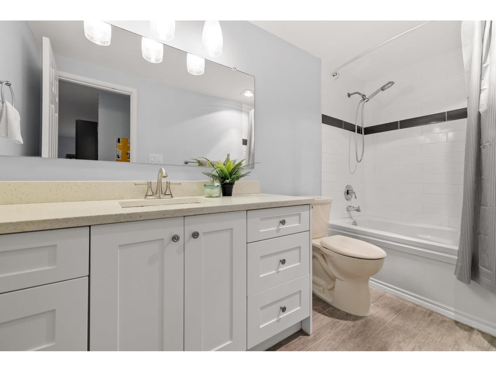 206 15010 Roper Avenue, White Rock, British Columbia  V4B 5A9 - Photo 20 - R3062414