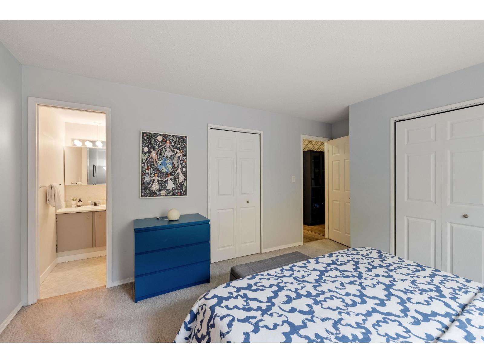 206 15010 Roper Avenue, White Rock, British Columbia  V4B 5A9 - Photo 15 - R3062414