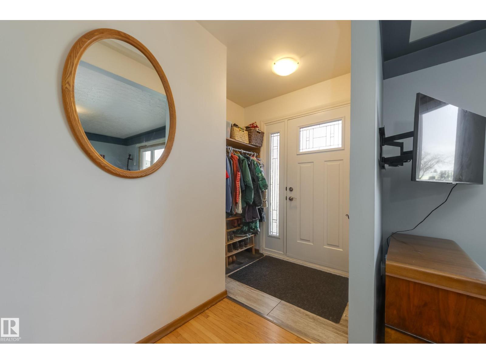 9651 66 Av Nw, Edmonton, Alberta  T6E 0M2 - Photo 2 - E4464206