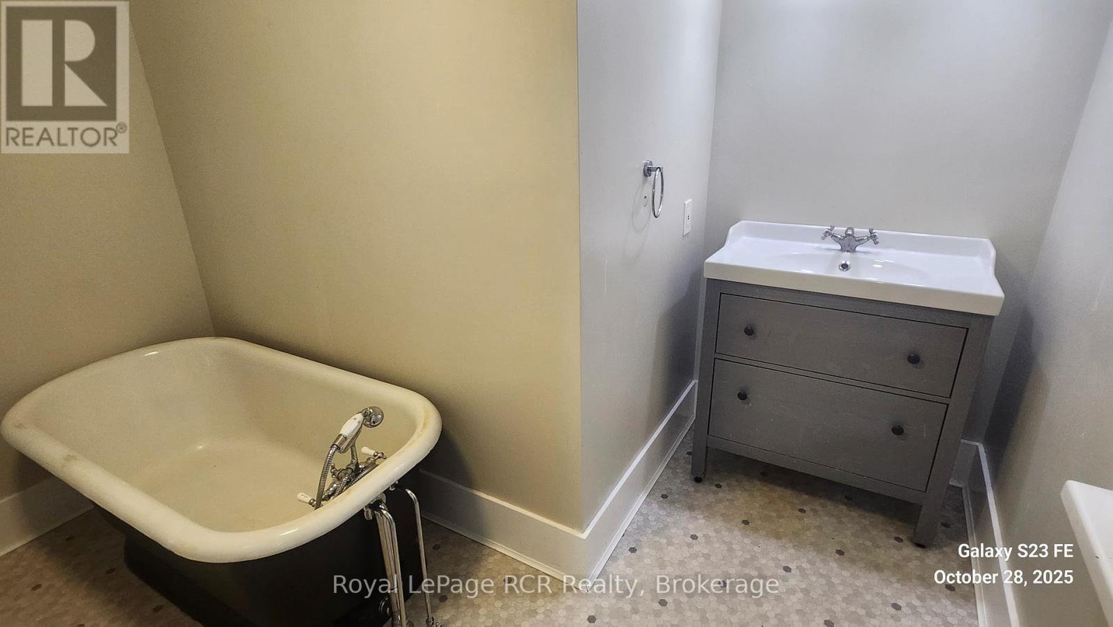 80 Huron Street, Collingwood, Ontario  L9Y 1C6 - Photo 15 - S12496276