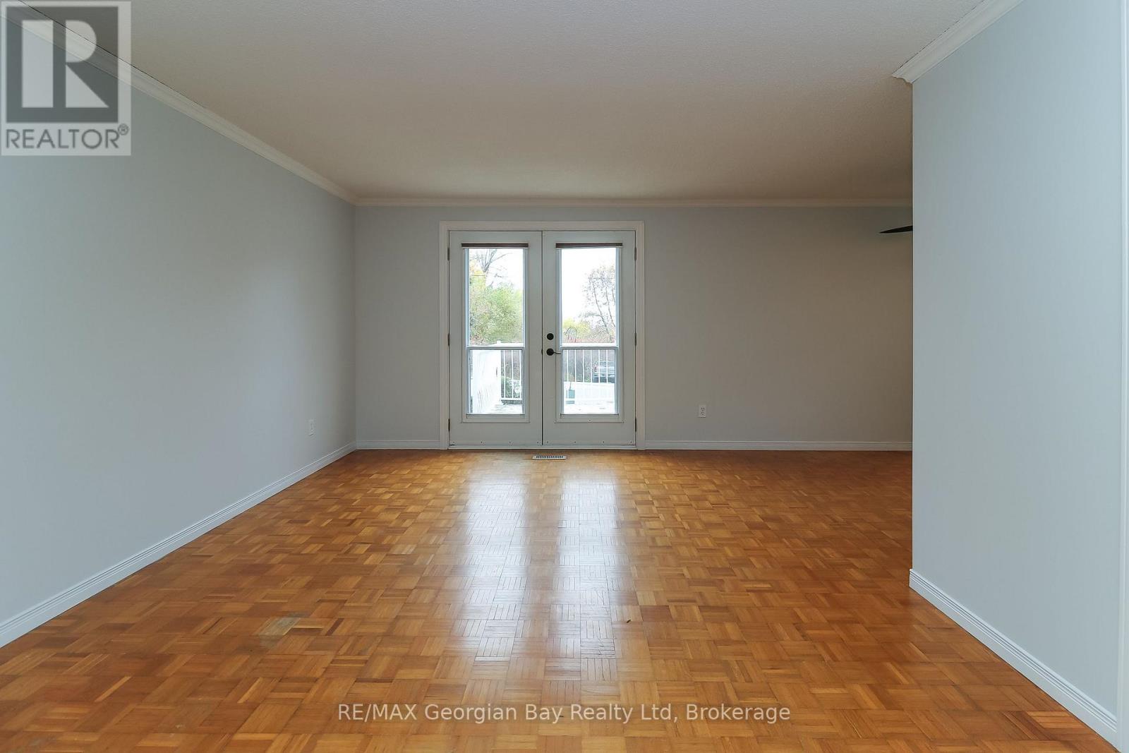 771 Birchwood Drive, Midland, Ontario  L4R 2P8 - Photo 8 - S12496332