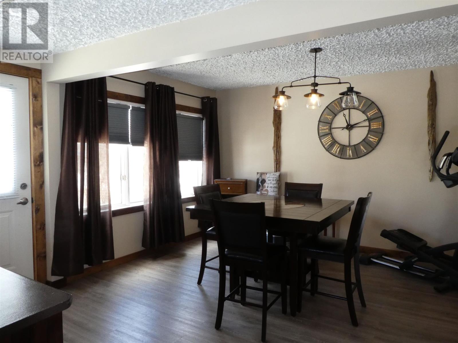 150 Dieppe Rd, Longlac, Ontario  P0T 2A0 - Photo 4 - TB250764