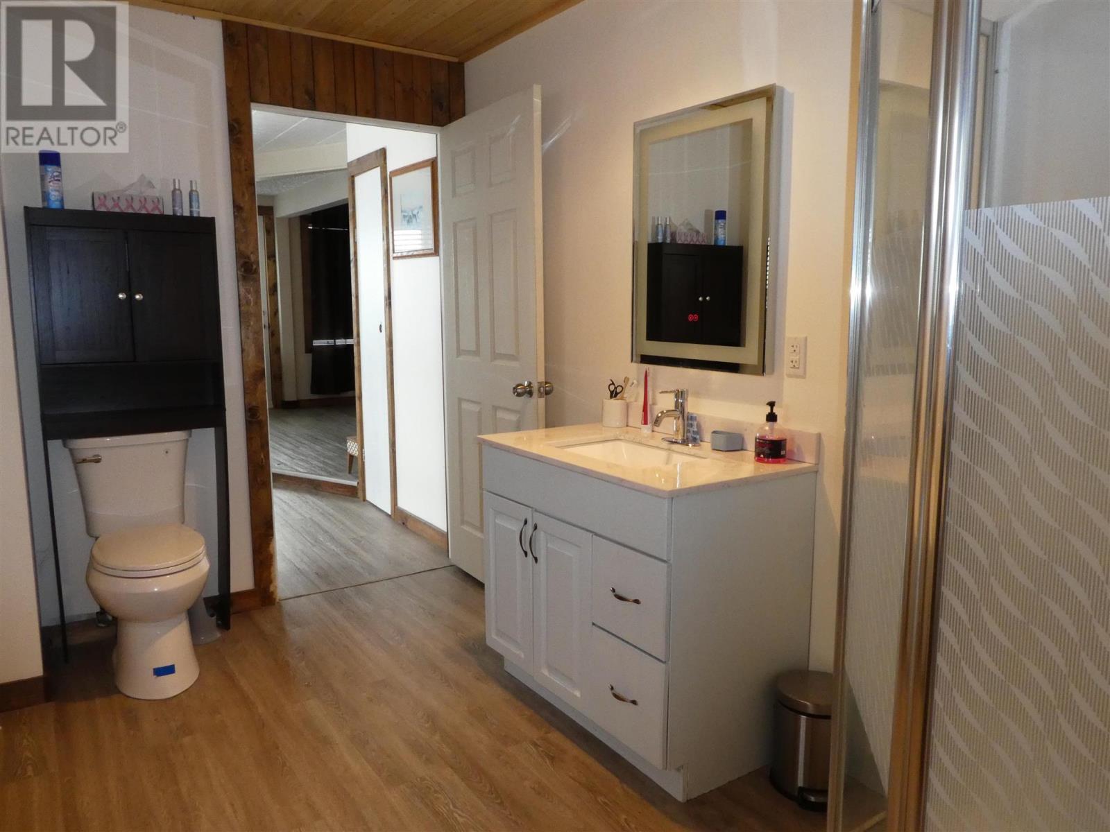 150 Dieppe Rd, Longlac, Ontario  P0T 2A0 - Photo 9 - TB250764