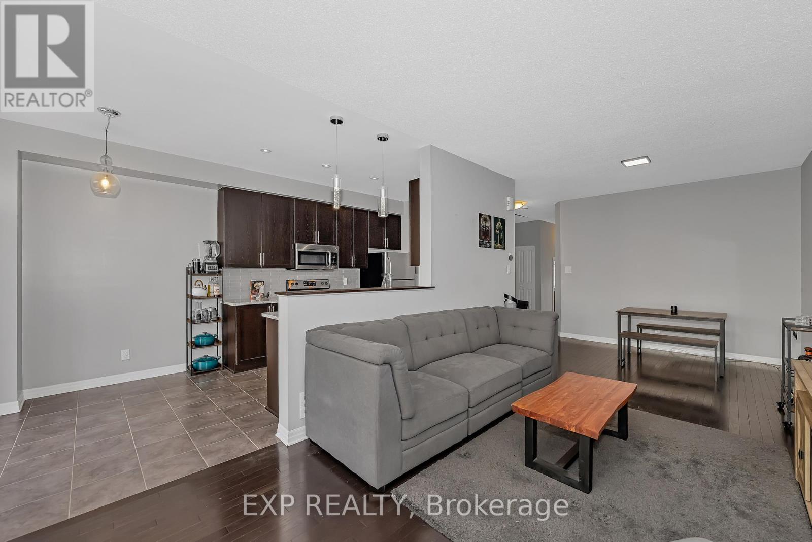 503 Knotridge Street N, Ottawa, Ontario  K1W 0A8 - Photo 12 - X12496310