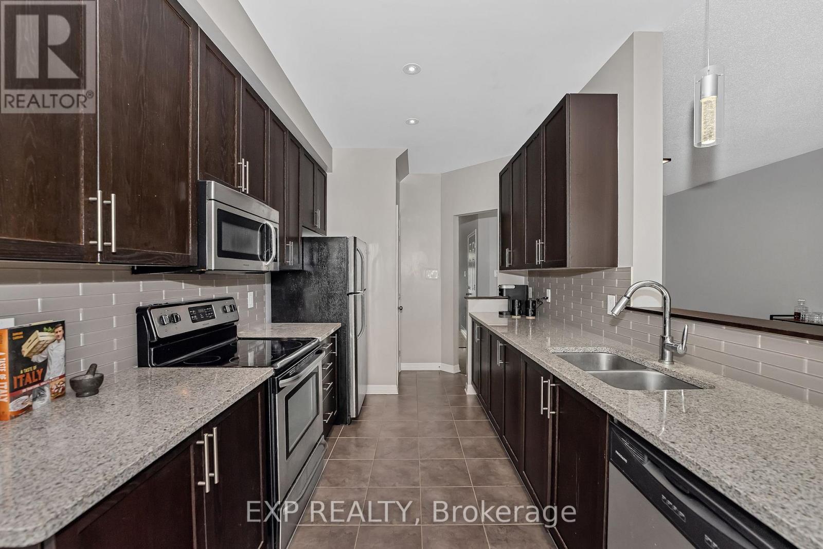 503 Knotridge Street N, Ottawa, Ontario  K1W 0A8 - Photo 16 - X12496310